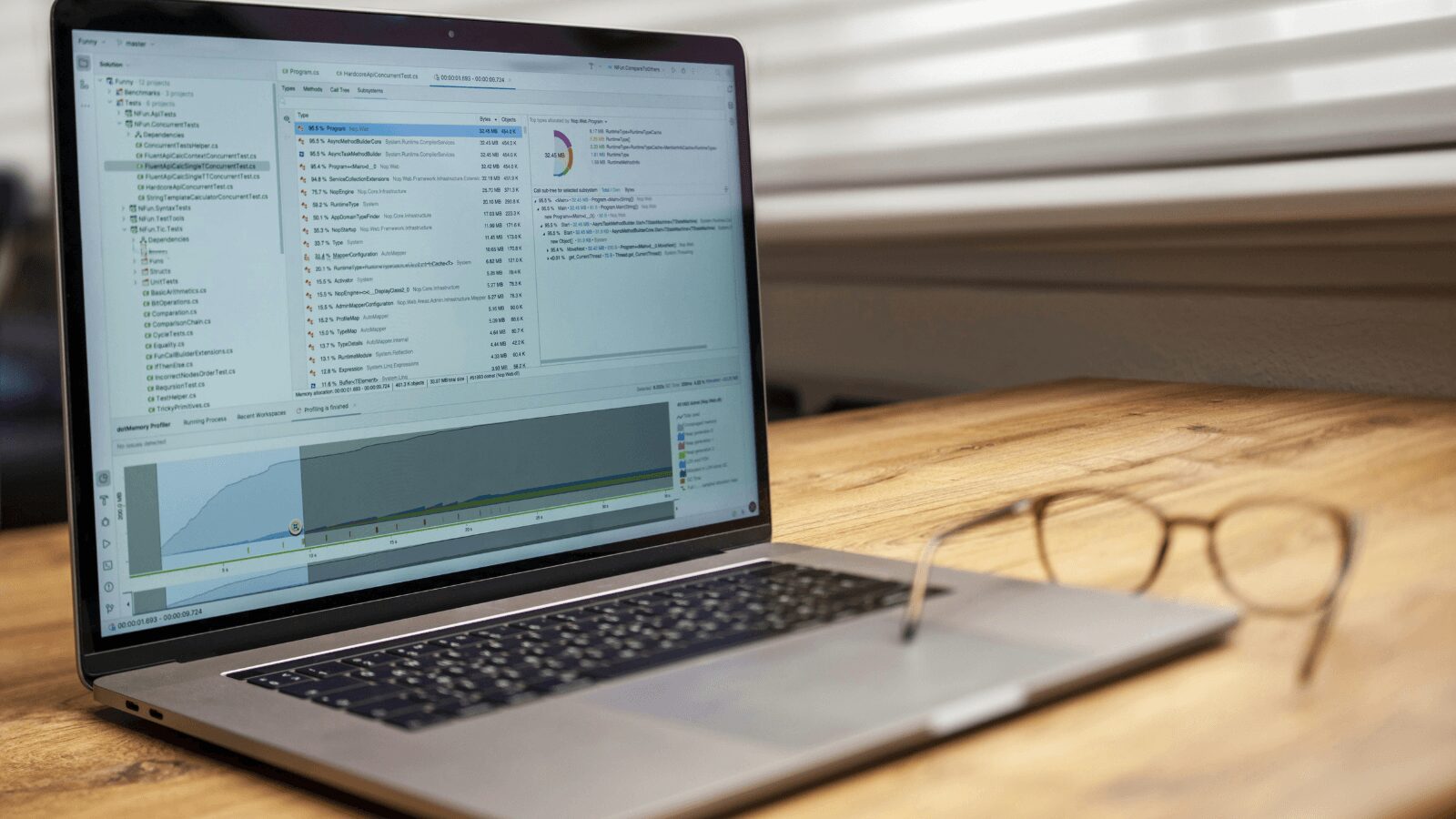 質屋でパソコンは質入れ・買取できる？流れや事前準備などを解説