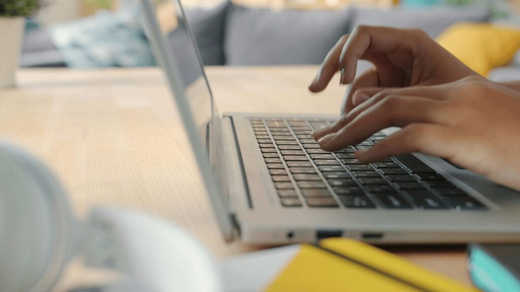 高く売れやすいパソコンの特徴