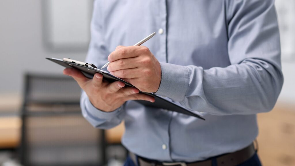 ポケカを売るタイミングを左右する主な要因