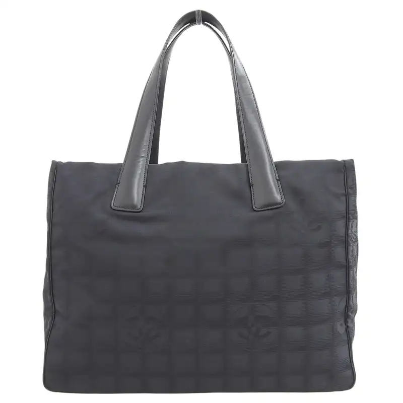 シャネル CHANEL ニュートラベルラインMM トートバッグ ナイロン/レザー ブラック 8番台 中古  CH1079