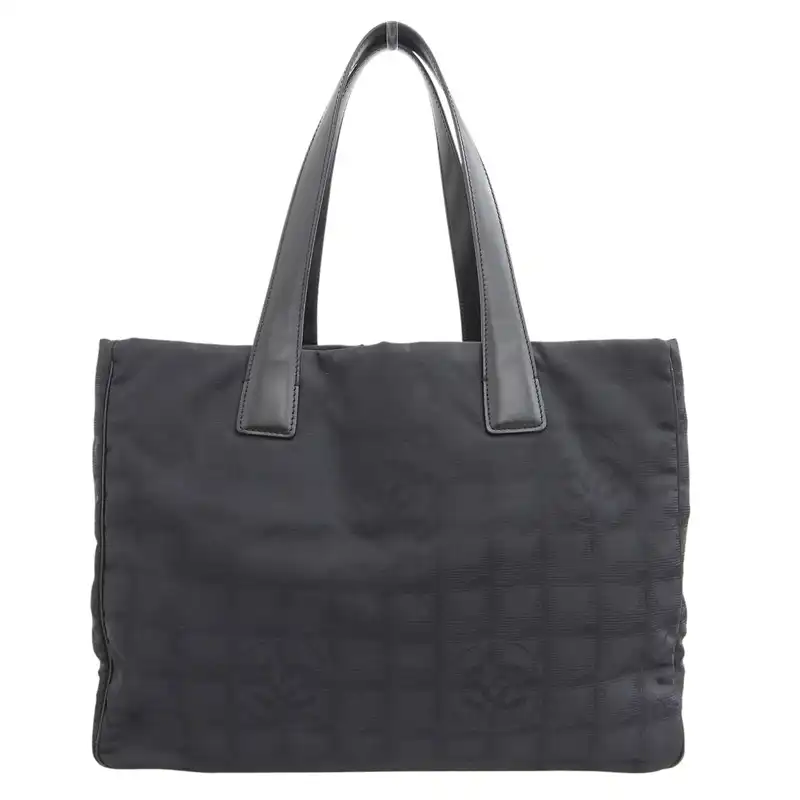 シャネル CHANEL ニュートラベルラインMM トートバッグ ナイロン/レザー ブラック 8番台 中古  CH1080