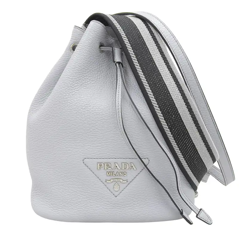 プラダ PRADA ショルダーバッグ バケットバッグ 巾着 レザー ライトブルーグレー 1BE060 中古  OB2675