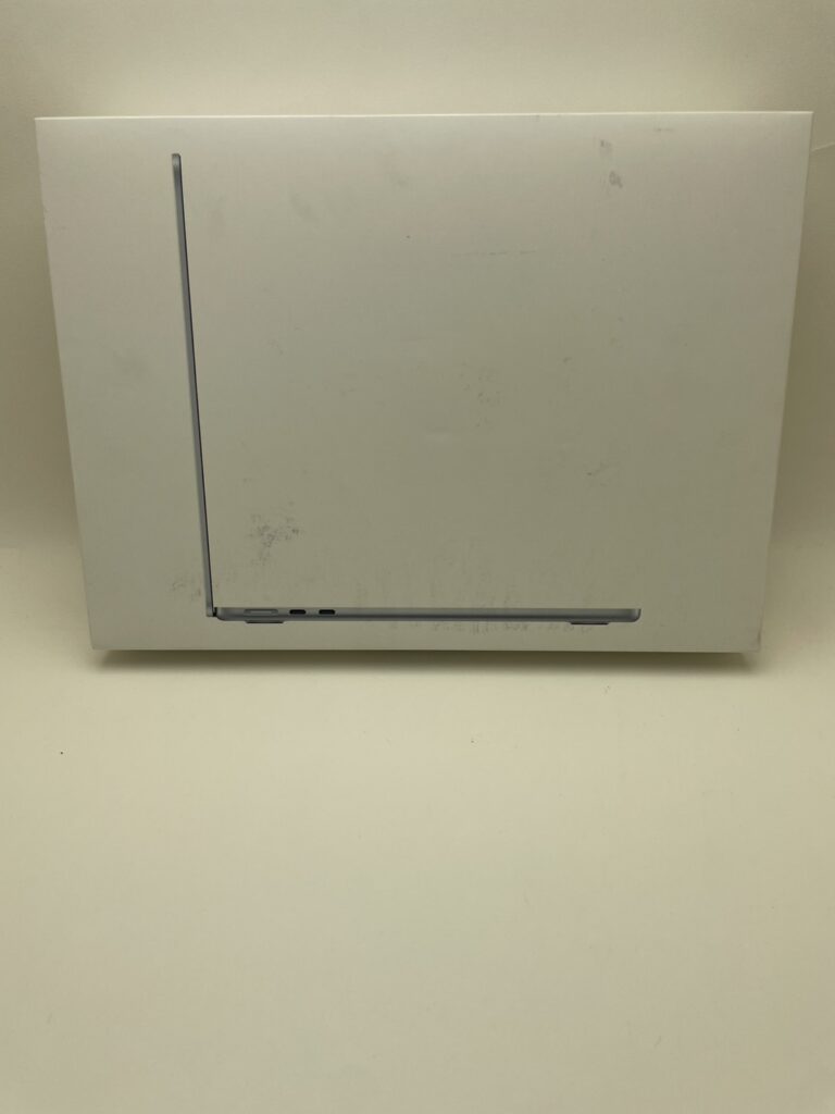 Apple MacbookAir 2025 M4 13インチ 16GB 512GB MW0X3J/A